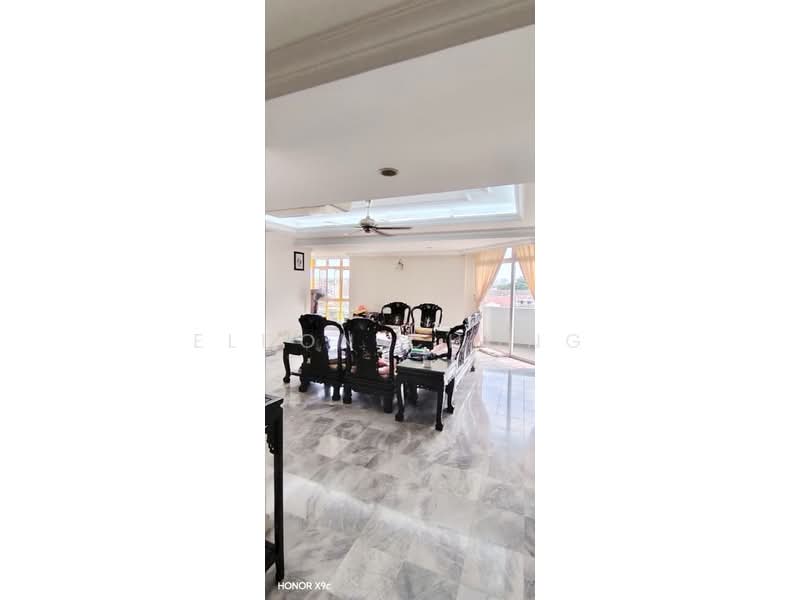 Kondominium untuk Dijual di Indera Subang - Eldon Chong - Living Room - PropertyGuru.com.my