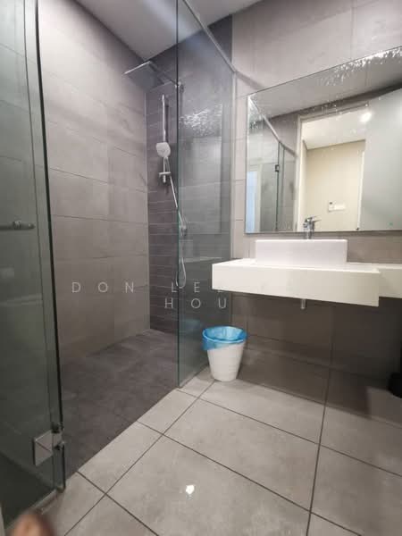 Kondominium untuk Disewa di Vivo Residential Suites - Don Lee Kah Hou - Bathroom - PropertyGuru.com.my