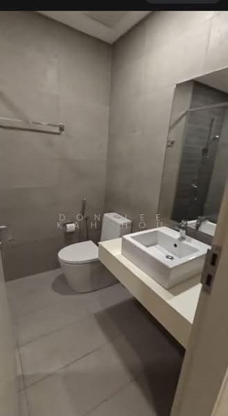 Kondominium untuk Disewa di Vivo Residential Suites - Don Lee Kah Hou - Bathroom - PropertyGuru.com.my