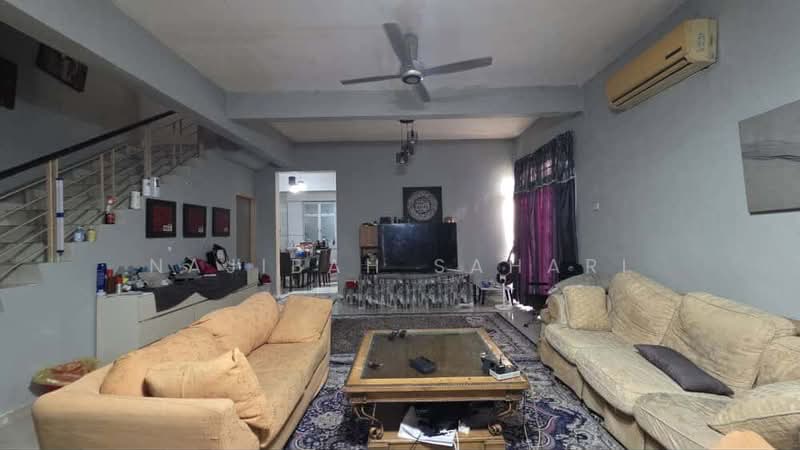 Rumah Berkembar untuk Dijual di Bandar Saujana Putra (Tanjong Duabelas) - Najibah Sahari - PropertyGuru.com.my