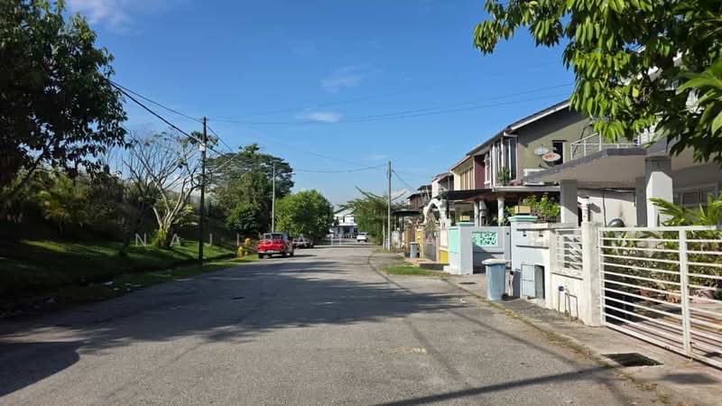 Rumah Berkembar untuk Dijual di Bandar Saujana Putra (Tanjong Duabelas) - Najibah Sahari - PropertyGuru.com.my
