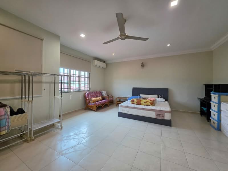 2-storey Terraced House for Sale in Semabok (Melaka) - Celine Chen - Bedroom - PropertyGuru.com.my