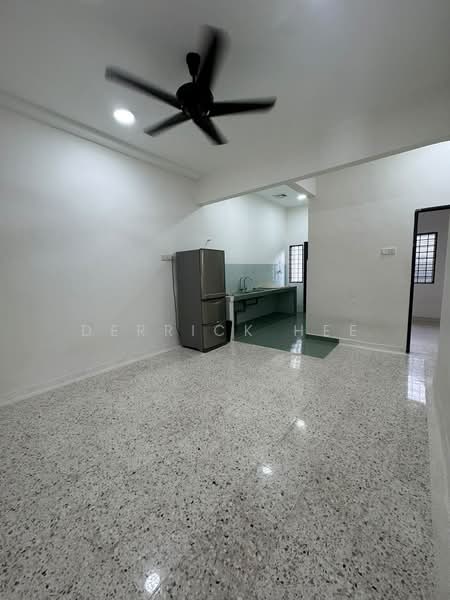 Semi-Detached House for Rent in Kajang (Selangor) - Derrick Hee - Kitchen - PropertyGuru.com.my
