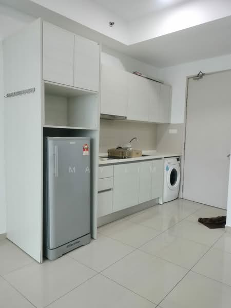 Servis Apartment untuk Disewa di i-SOHO @ i-City - May Lim - Kitchen - PropertyGuru.com.my