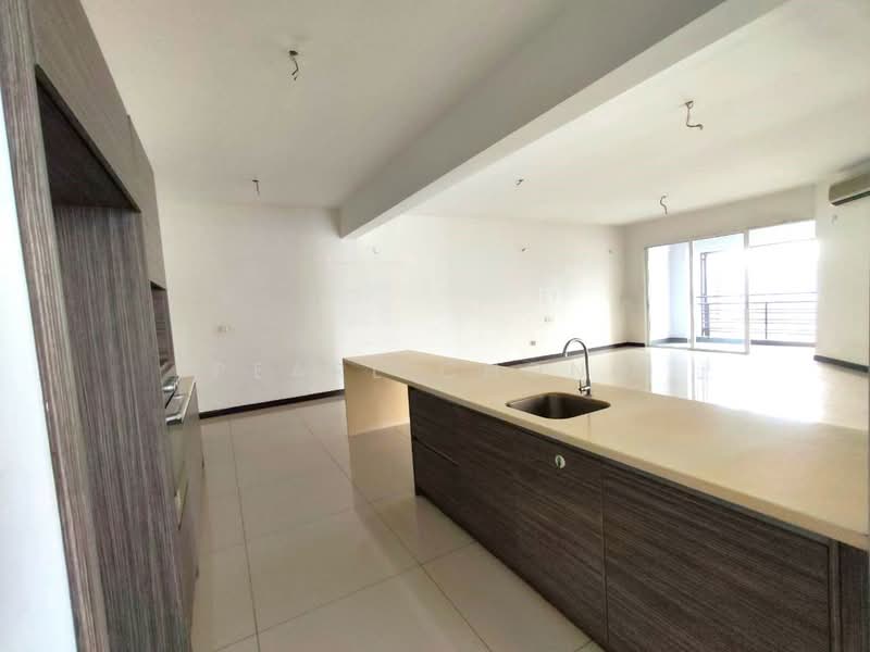 Condominium for Rent at 9 Bukit Utama Condominium - Pearl Chong - Kitchen - PropertyGuru.com.my