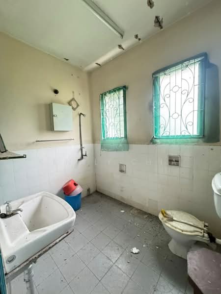 Rumah Banglo untuk Dijual di Taman Kolam Air (Johor Bahru) - Kennly Chia - PropertyGuru.com.my