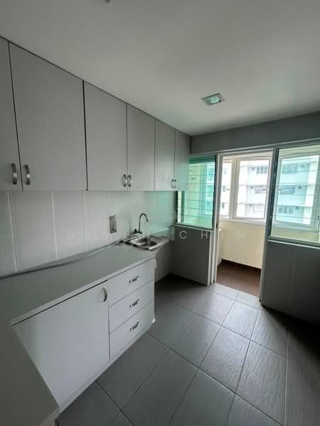 Kondominium untuk Disewa di Sutera Maya - Given Chin - Kitchen - PropertyGuru.com.my