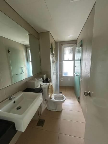 Kondominium untuk Disewa di Sutera Maya - Given Chin - Bathroom - PropertyGuru.com.my