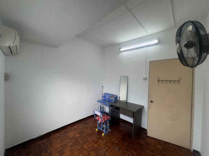 Apartment for Sale at Lily & Rose - K P Chan - PropertyGuru.com.my
