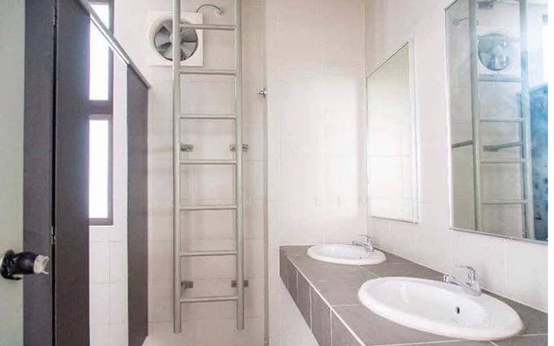 Semi-D Factory for Rent in Bandar Bukit Raja (Klang) - Zenny Lim - Bathroom - PropertyGuru.com.my