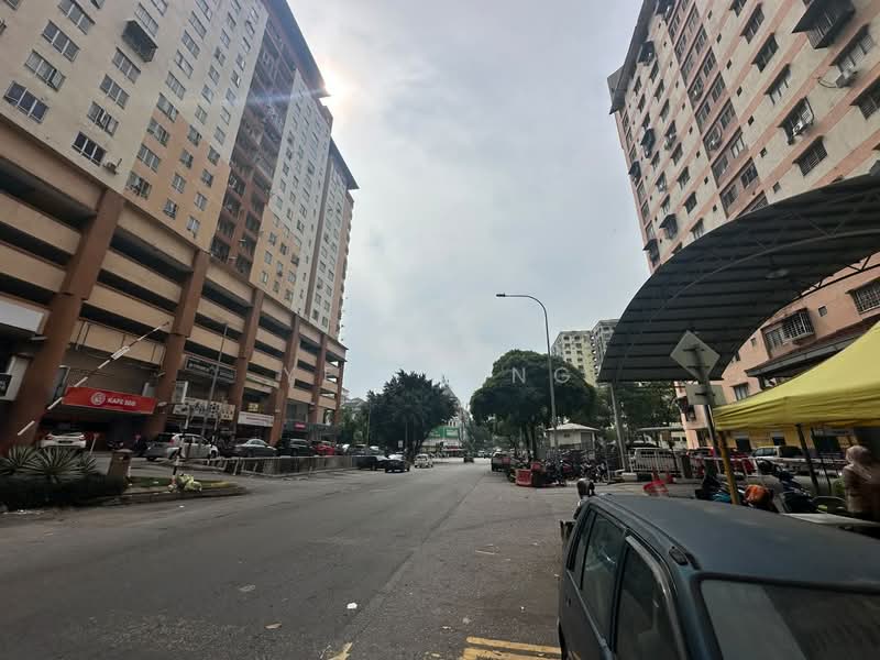 Rumah Flat untuk Dijual di Mutiara Magna - Yee Fang - Exterior - PropertyGuru.com.my