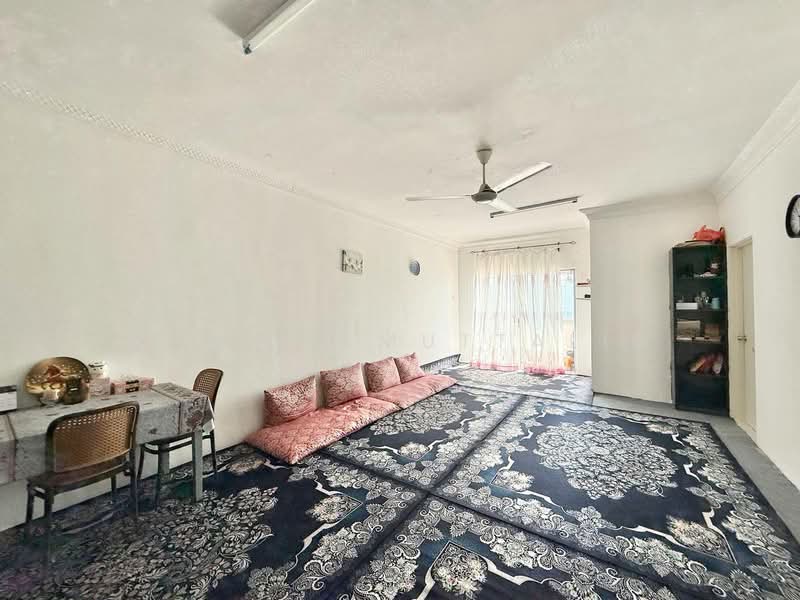 Apartment for Sale at Merdeka Villa - Shafiq Muttalib - Living Room - PropertyGuru.com.my