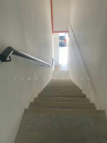Shop / Office for Rent in Tiara East (Semenyih) - TOMMY CHIENG - Corridor - PropertyGuru.com.my