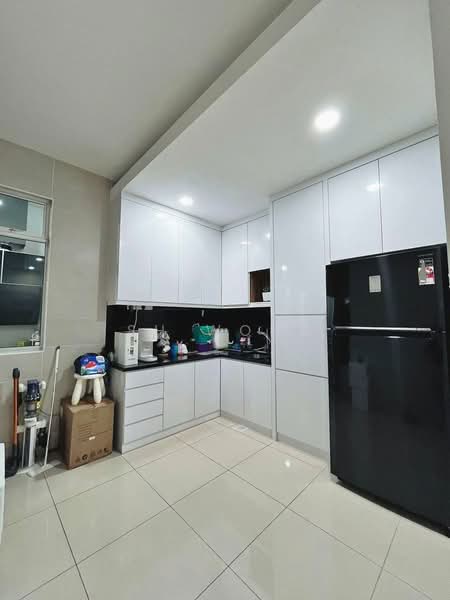 Cluster House for Sale in Taman Pulau Hijauan (Skudai) - SH Wong - Kitchen - PropertyGuru.com.my