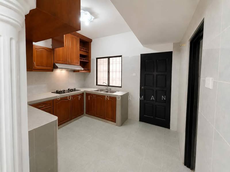2-storey Terraced House for Sale in Taman Kota Masai (Pasir Gudang) - Sufi Norman - Kitchen - PropertyGuru.com.my