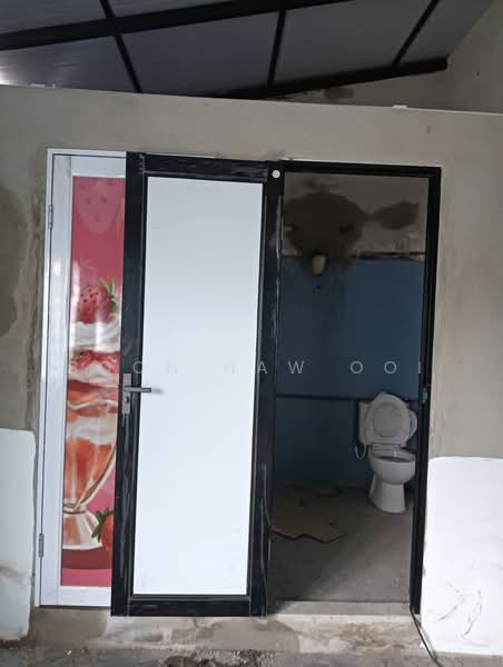 Semi-Detached House for Rent in Taman Senangin (Perai) - Boon Haw Ooi - Bathroom - PropertyGuru.com.my