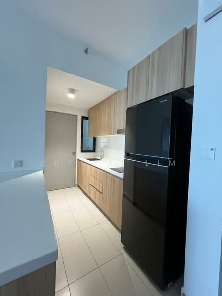 Service Residence for Rent at Maya Bay Residences @ Gamuda Cove - Krystal Lim - Kitchen - PropertyGuru.com.my