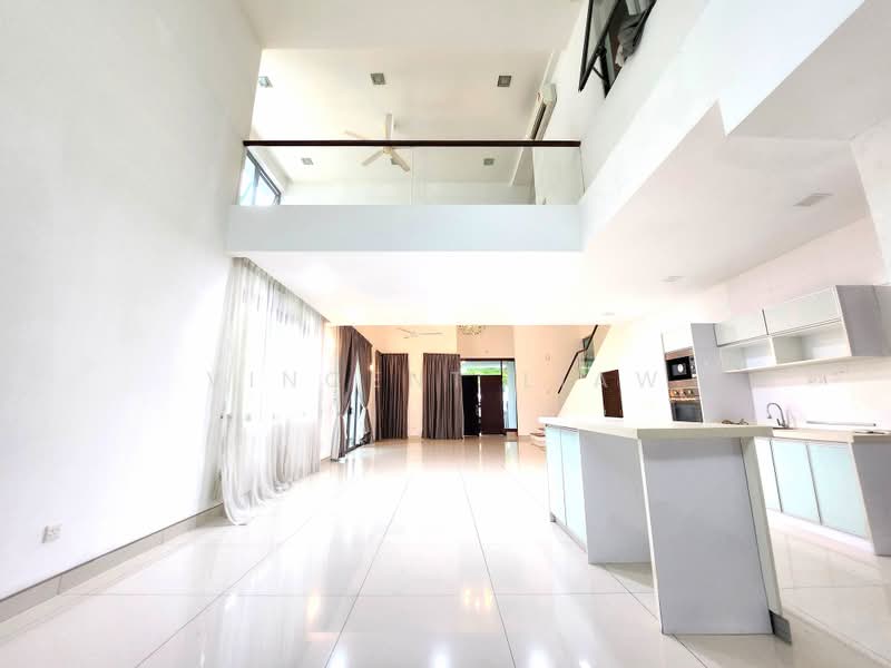 Rumah Banglo untuk Dijual di Taman Sains Selangor (Kota Damansara) - Vincent Liaw - Living Room - PropertyGuru.com.my