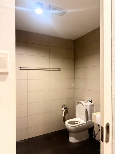 Servis Apartment untuk Disewa di Arte S - Hoy Meng - Bathroom - PropertyGuru.com.my