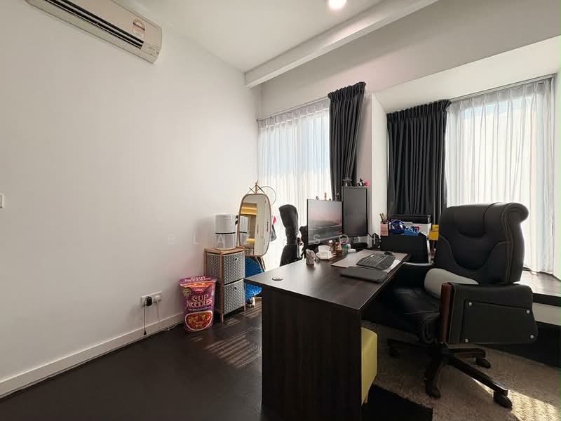 Kondominium untuk Dijual di One Central Park - Blaze Soh - Study - PropertyGuru.com.my