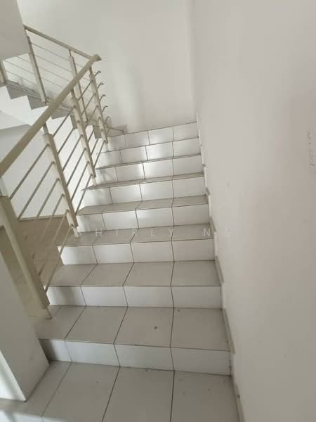 2-storey Terraced House for Sale in Rawang (Selangor) - Shirly Ng - Corridor - PropertyGuru.com.my