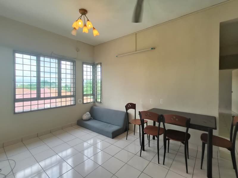 Pangsapuri untuk Disewa di Tropika Apartment - Louise Lee - Living Room - PropertyGuru.com.my