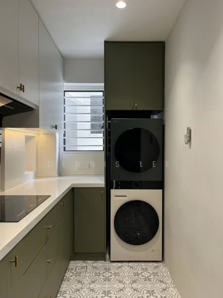 Service Residence for Sale at Twin Tower Residence - Dennis Lee - Kitchen - PropertyGuru.com.my