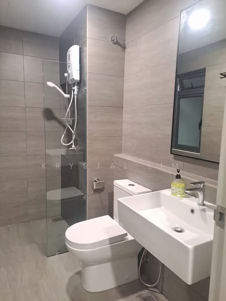 Service Residence for Rent at Maya Bay Residences @ Gamuda Cove - Krystal Lim - Bathroom - PropertyGuru.com.my