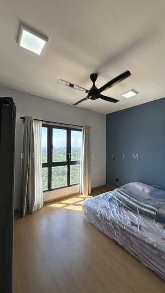 Service Residence for Rent at Maya Bay Residences @ Gamuda Cove - Krystal Lim - Bedroom - PropertyGuru.com.my