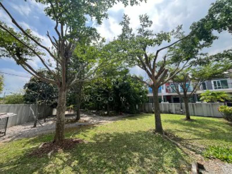 Rumah Teres 2 Tingkat untuk Dijual di Taman Satu Krubong (Krubong) - Woon . - Garden - PropertyGuru.com.my