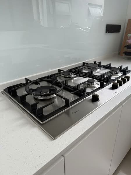 Kondominium untuk Disewa di Upperville @ Melawati - Don Lee Kah Hou - Kitchen - PropertyGuru.com.my