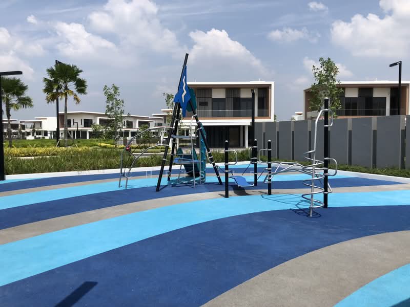 Rumah Berkembar untuk Dijual di Eco Sanctuary (Telok Panglima Garang) - Chris Lee - Exterior - PropertyGuru.com.my