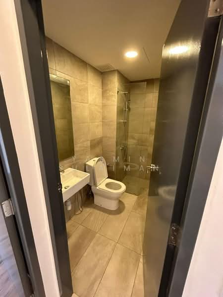 Service Residence for Sale at Henna Residence @ The Quartz WM - Yasmin Sulaiman - Bathroom - PropertyGuru.com.my