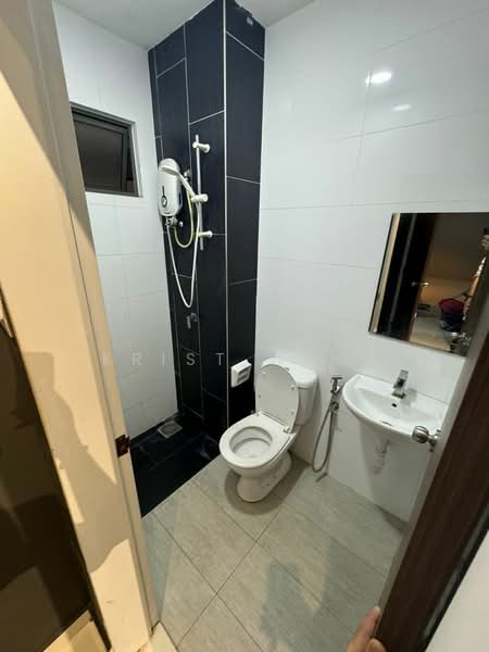 Service Residence for Rent at Seasons Garden Residences - Krist Wooi - Bathroom - PropertyGuru.com.my