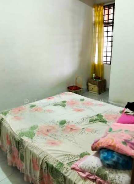 Service Residence for Sale at Taman Lagenda Mas - Elsie Yoong - Bedroom - PropertyGuru.com.my