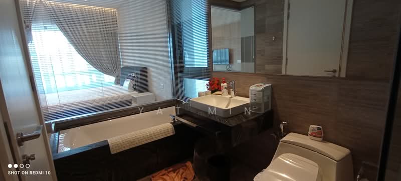 Servis Apartment untuk Dijual di The Sentral Residences - Yat Min - Bathroom - PropertyGuru.com.my
