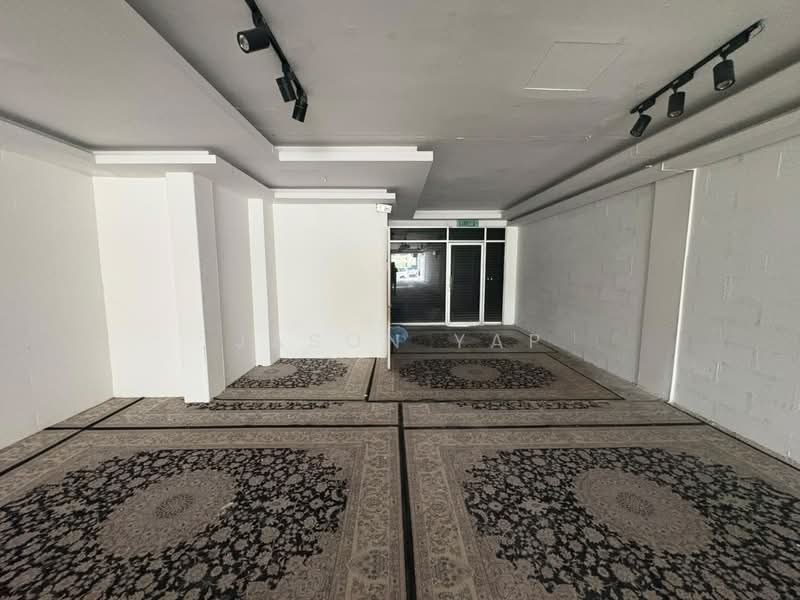 Kedai untuk Disewa di Seri Kembangan (Selangor) - Jason Yap - Entrance - PropertyGuru.com.my
