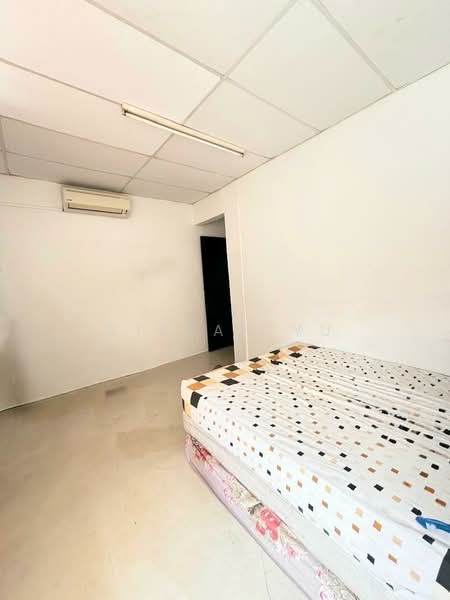 2-storey Terraced House for Sale in Taman Saleng (Kulai) - Stefan Yu - Bedroom - PropertyGuru.com.my