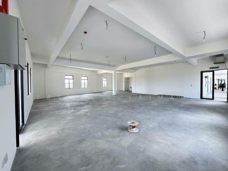 Shop / Office for Rent in Bandar Puncak Alam (Puncak Alam) - Yasmin Sulaiman - Interior - PropertyGuru.com.my