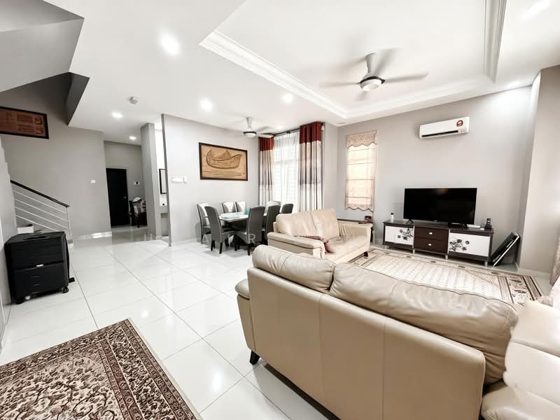 Rumah Kluster untuk Dijual di Bandar Baru Kangkar Pulai (Pulai) - UMAIR ZANIL - Living Room - PropertyGuru.com.my