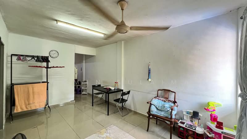 Flat for Sale at Desa Baiduri - Yasmin Sulaiman - Living Room - PropertyGuru.com.my