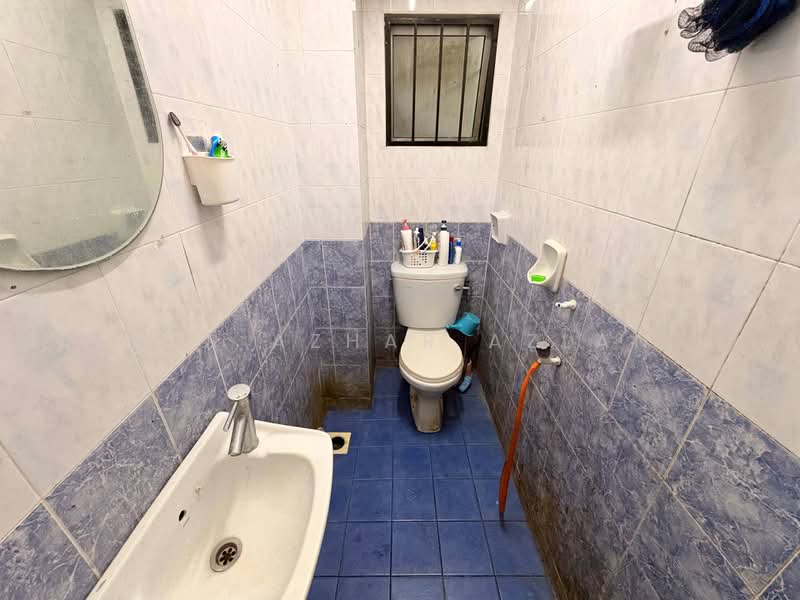 Pangsapuri untuk Dijual di Flora Damansara Apartment - Nor Azhar Azlan - PropertyGuru.com.my