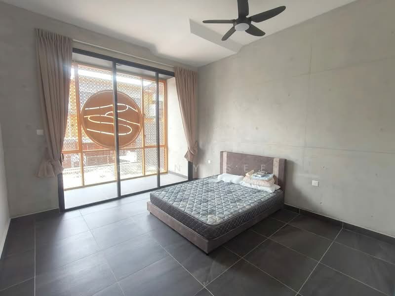 Rumah Teres 3 Tingkat untuk Dijual di Bandar Putra (Kulai) - Danny See - Bedroom - PropertyGuru.com.my