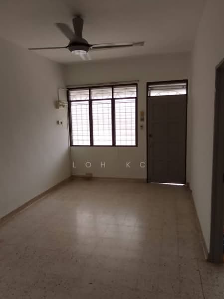 Flat for Rent at Taman Cheras Permai - Loh KC - Living Room - PropertyGuru.com.my