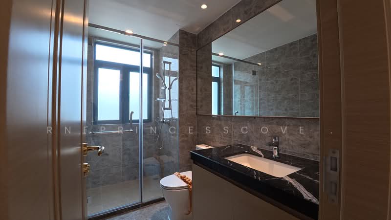 Condominium for Sale at R&F Princess Cove Phase 2-Seine Region - R&F Princess Cove Sales Representative - Bathroom - PropertyGuru.com.my