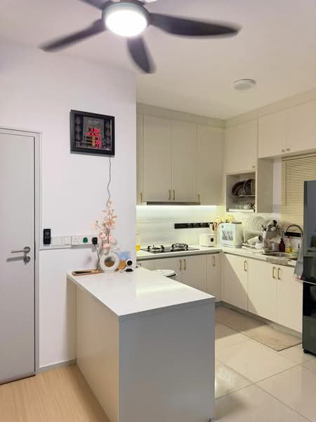 Kondominium untuk Disewa di Sky Awani Residensi 5 - Lucas Tan - Kitchen - PropertyGuru.com.my