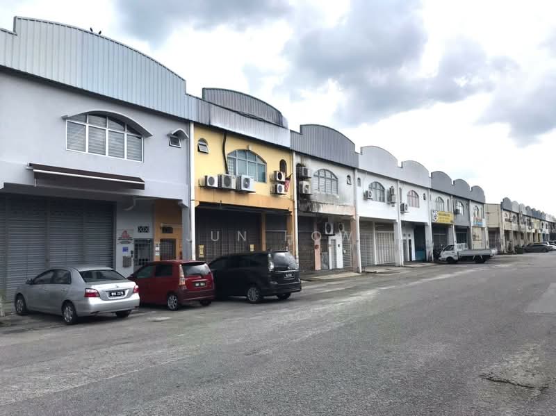 Factory for Rent in Taman Ehsan (Kepong) - Jun How - Exterior - PropertyGuru.com.my