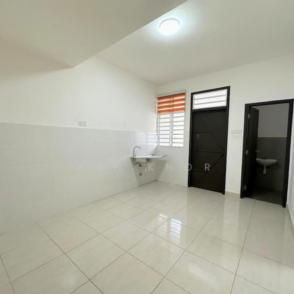 Rumah Teres 1 Tingkat untuk Disewa di Bertam (Kepala Batas) - Ann Khor - Kitchen - PropertyGuru.com.my