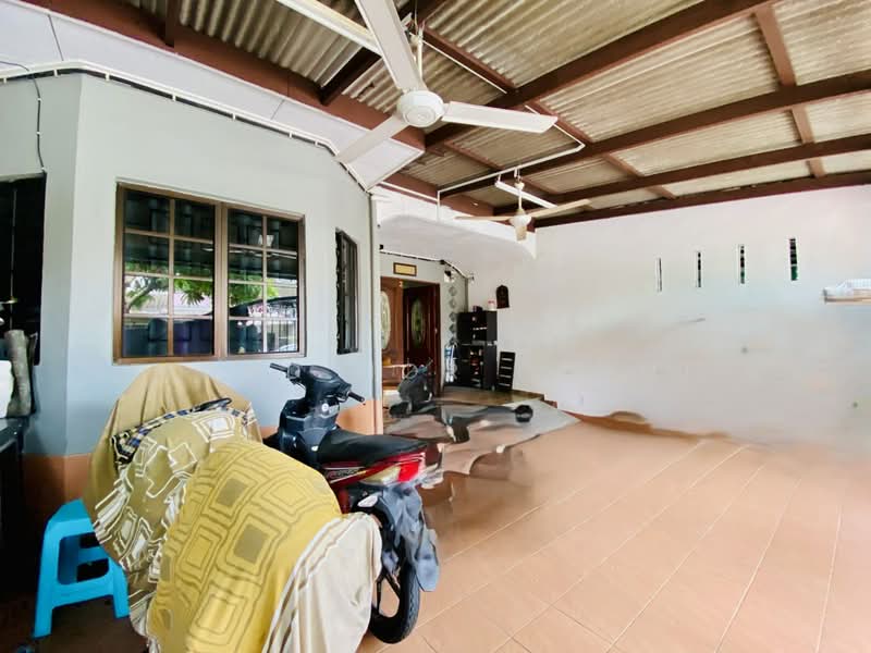 1-storey Terraced House for Sale in Taman Keramat (Ulu Kelang) - Mohd Nor Fahmi - Exterior - PropertyGuru.com.my