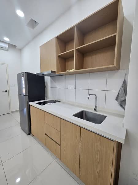 Townhouse for Rent in Denai Alam (Shah Alam) - Nazrin Affendy - Kitchen - PropertyGuru.com.my